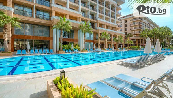 Почивка в Club Sun Heaven Family & Spa 5* на първа линия в Алания през Септември и Октомври! 7 Ultra All Inclusive нощувки + 2 открити басейна и водна пързалка, с полет от София
