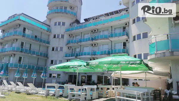 Почивка в Хотел Сънсет Бийч, Лозенец! Нощувка, закуска и вечеря + басейн